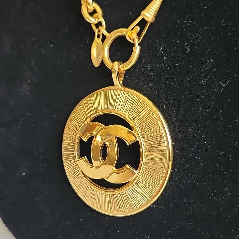 Authentic Vintage CHANEL Logo Pendant Necklace Gold - Picture 3 of 13